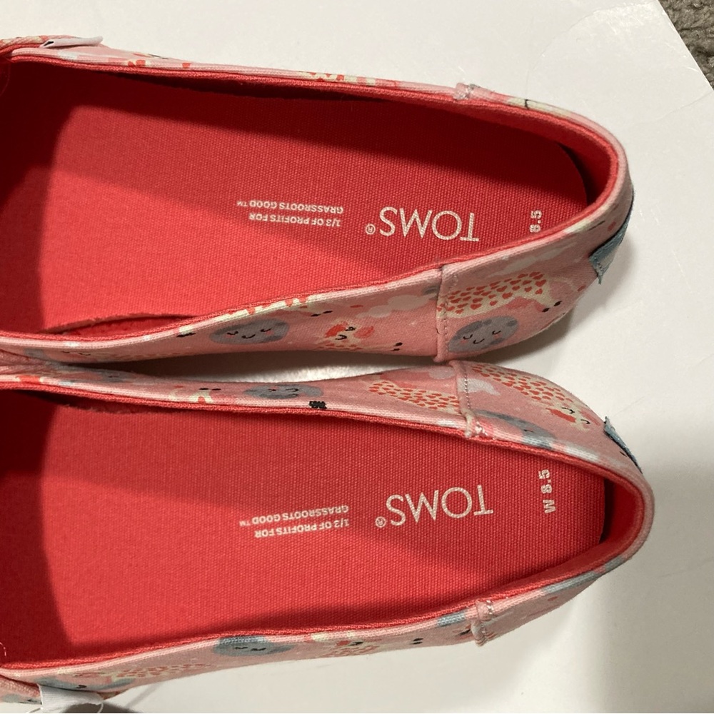 NWT Toms shoes - Picture 7 of 8